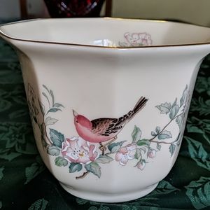 Lenox flower pot